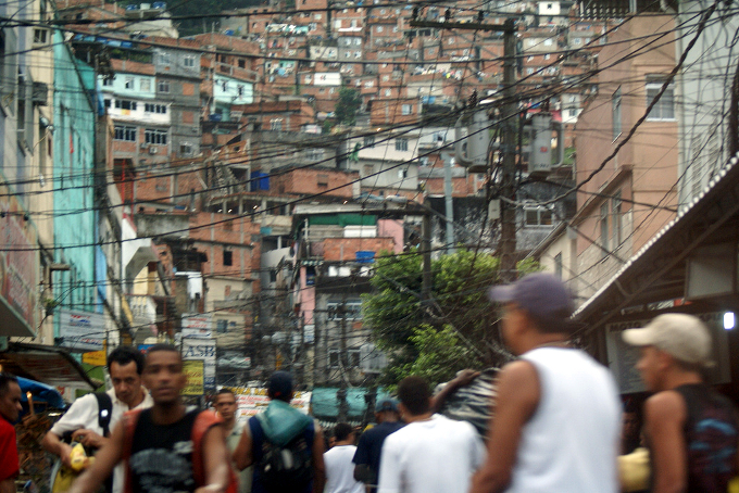 Rocinha, album di SheilaTostes/flickr