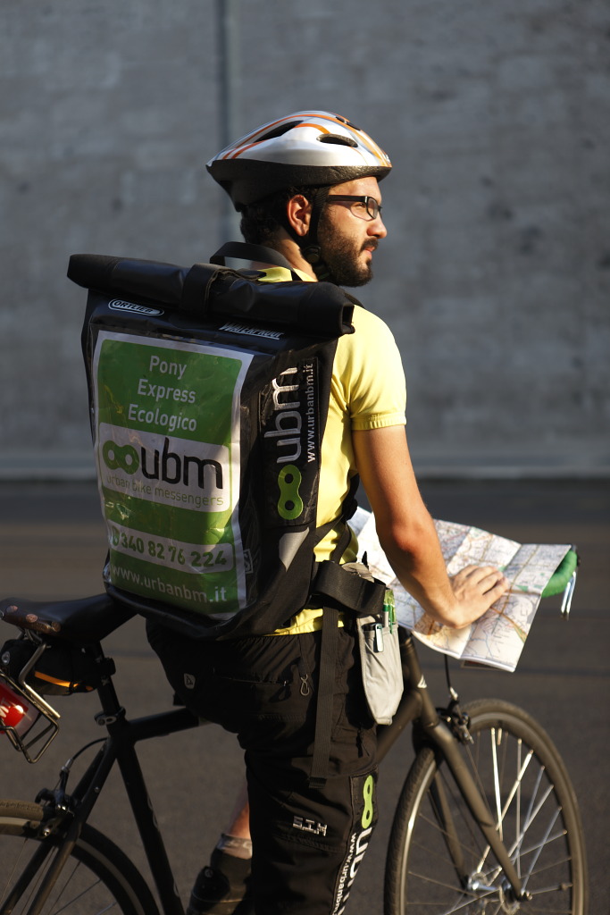 Urban Bike Messengers, ph: Omar Sartor